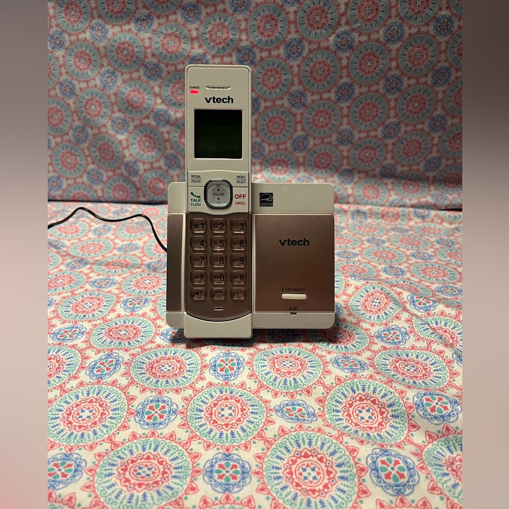 VTech Cordless Phone with Base Rose Gold & White NIB